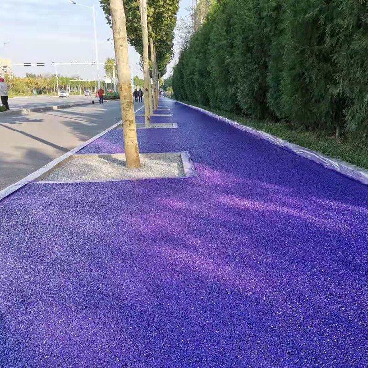 透水铺装材料在现代城市景观中应用