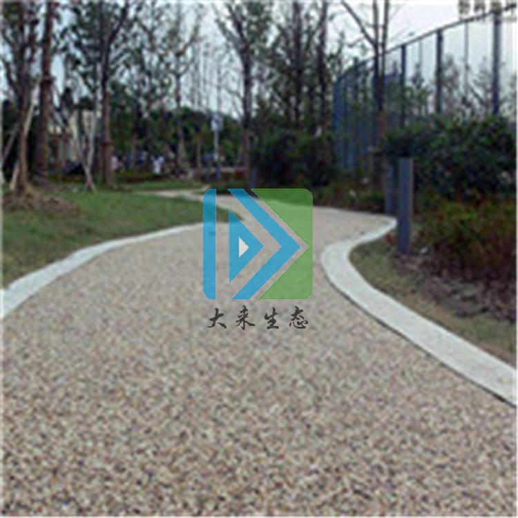 胶粘石路面石子为什么会脱落呢？