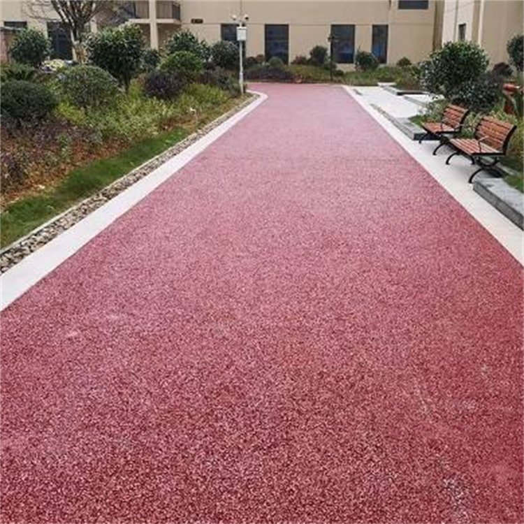 透水混凝土设计强度与施工问题